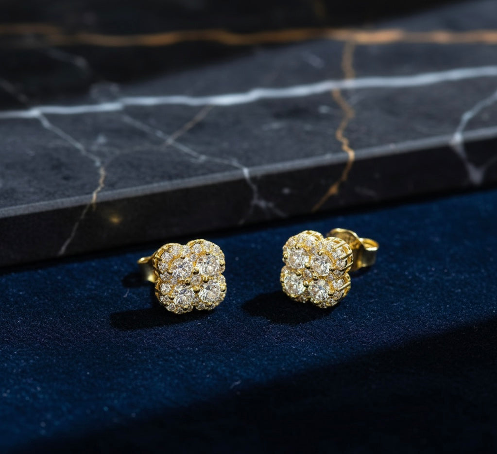 Celeste Clover Earrings)